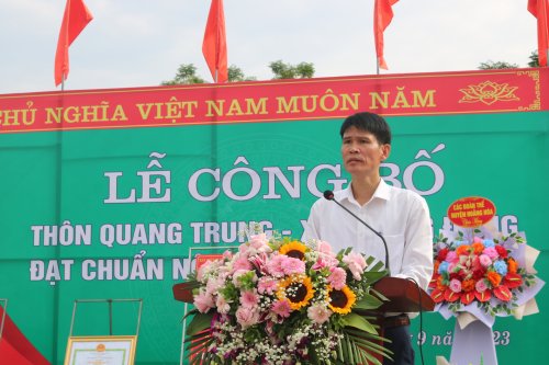 4. đồng chí Nguyễn Hữu Phương- PBT _CT UBND xã khai mạc  lễ công bố danh hiệu thôn đạt kiểu mẫu.jpg
